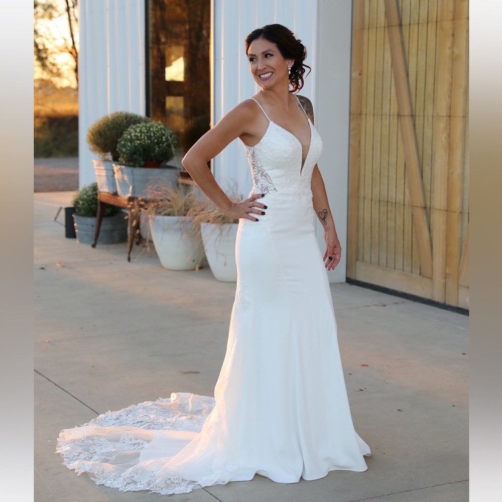 Essence of Australia Wedding dress